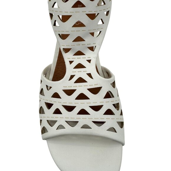 Baretraps Womens White Laser Cut Open-Toe Sandals Zipper Block Heels Size 10 - Picture 5 of 12